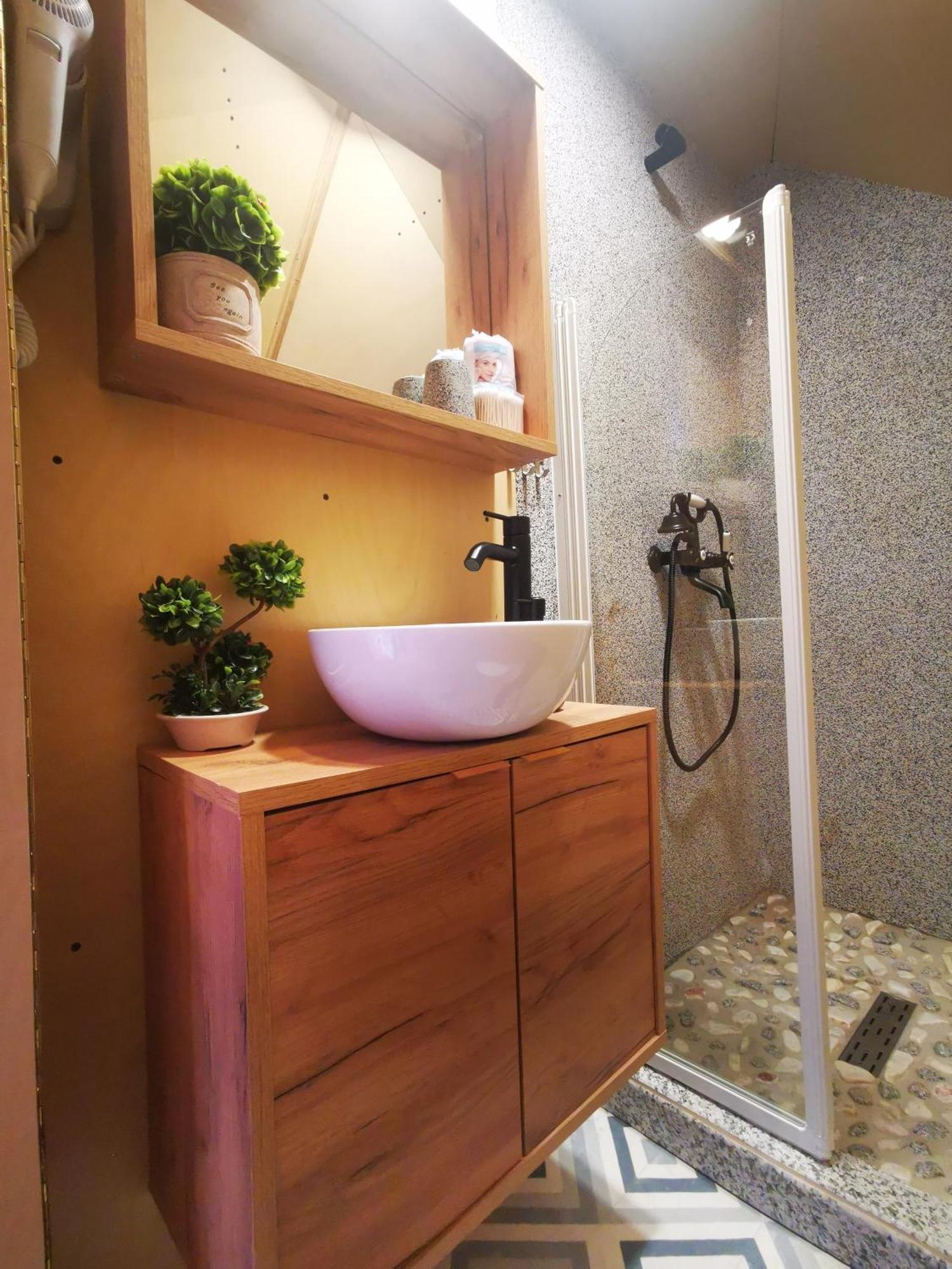 ホテル Glamping Zazen Drumu Carului エクステリア 写真