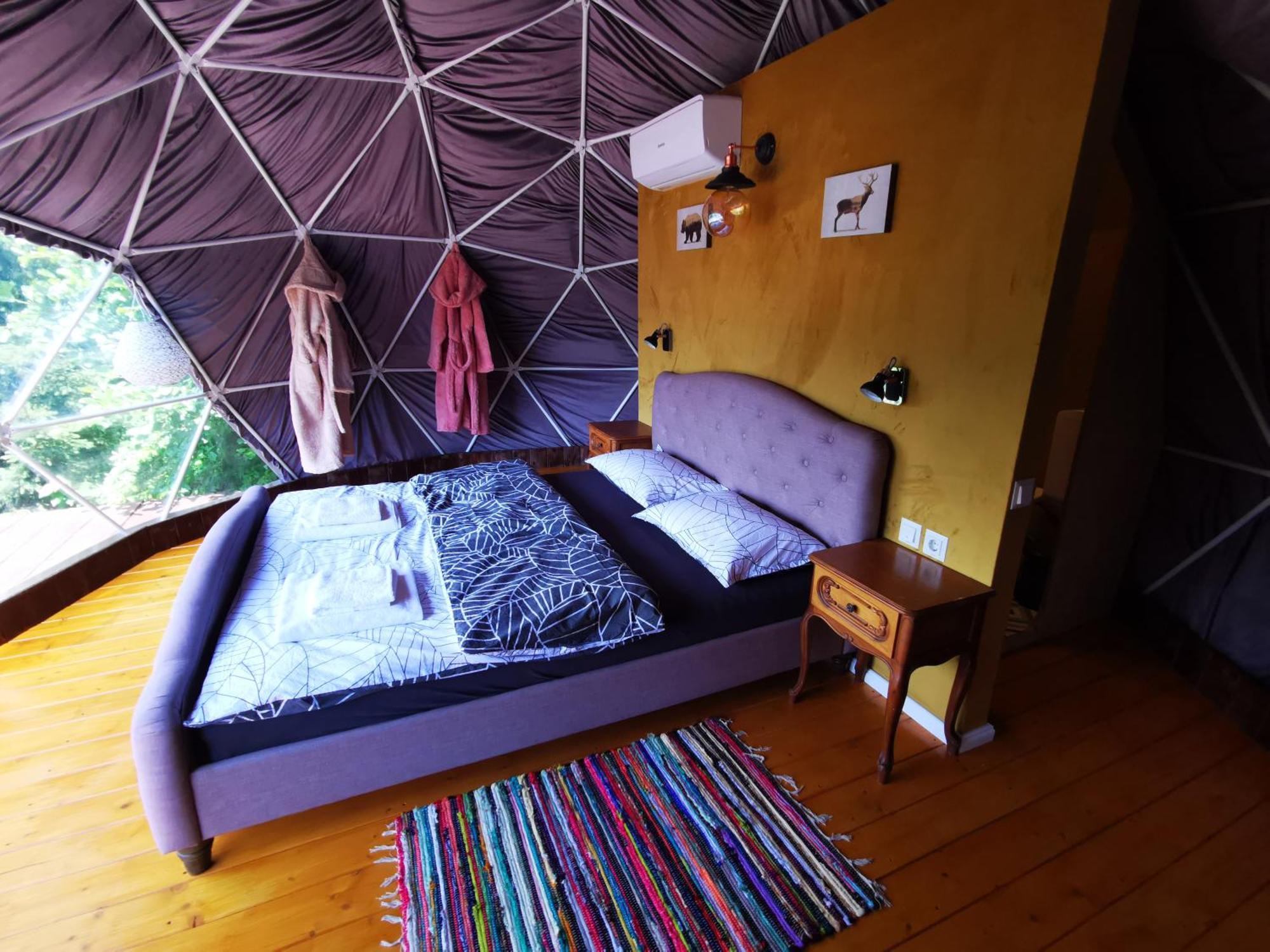 ホテル Glamping Zazen Drumu Carului エクステリア 写真