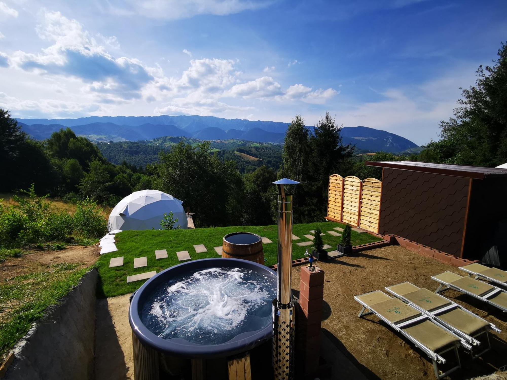 ホテル Glamping Zazen Drumu Carului エクステリア 写真